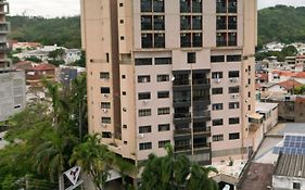 Hotel Minas Tower Leopoldina By Castelo Itaipava